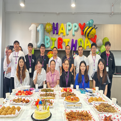 暖冬相伴，快樂加倍——國(guó)微電子11月份員工生日活動(dòng)